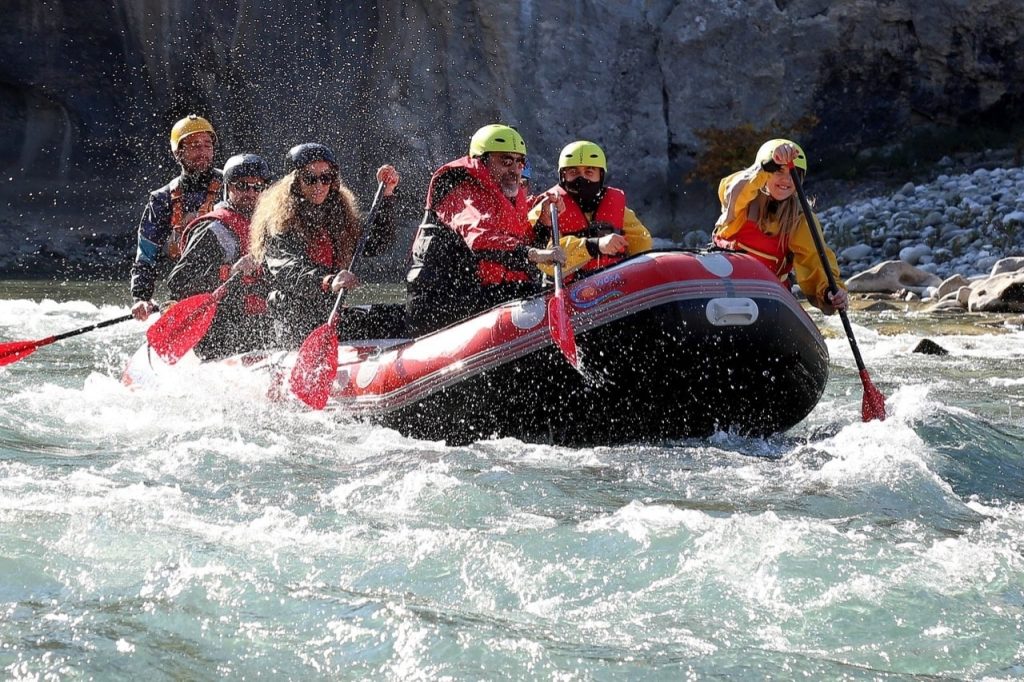 Aventura activa al aire libre en Albania