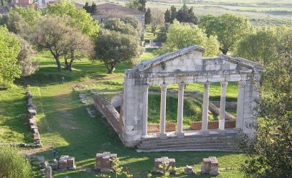 Apolonia