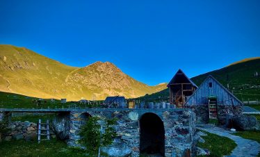 Empaque Raf y recorra el sendero Via Dinarica a través de Albania, Kosovo y Montengro 35 Pensión Bashkimi