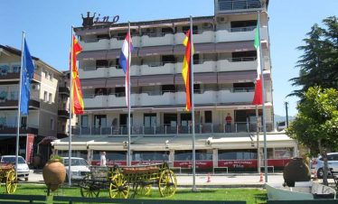 Pack Raft, Trek und Cycle über den westlichen Balkan 31 Hotel Tino